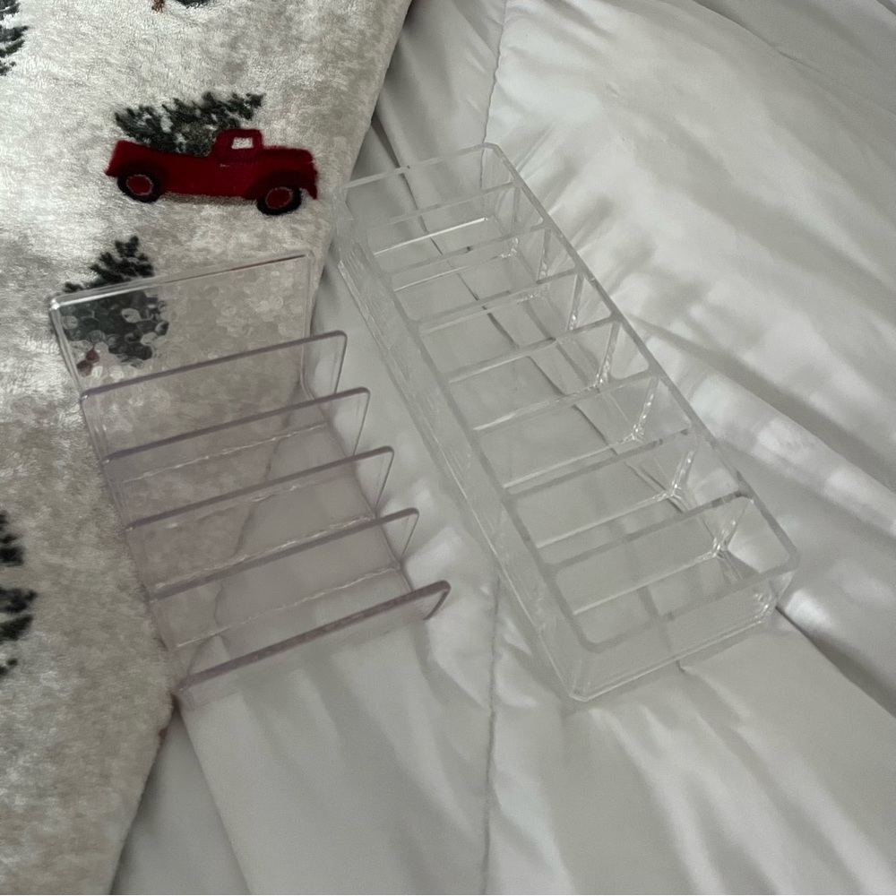 Makeup Organizers - Picture 2 of 4